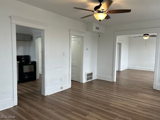 Building Photo - 315 Main St