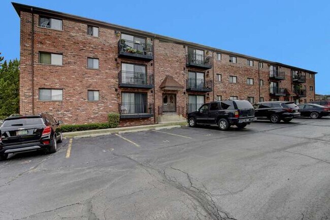 Balcony - 6820 W Raven St