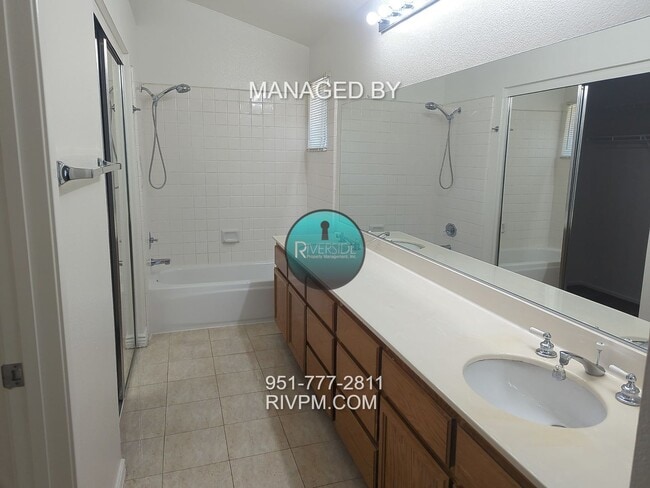 Building Photo - Spacious 3-Bed, 3-Bath Home in Riverside