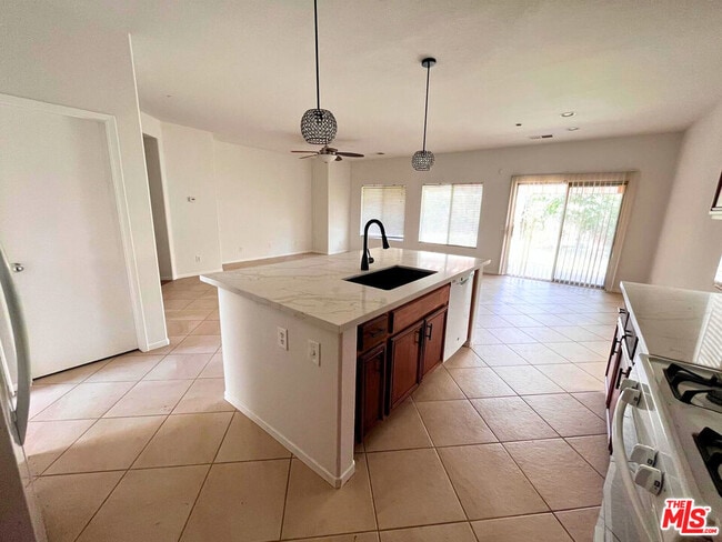 Building Photo - 3811 Eastgate N Rd