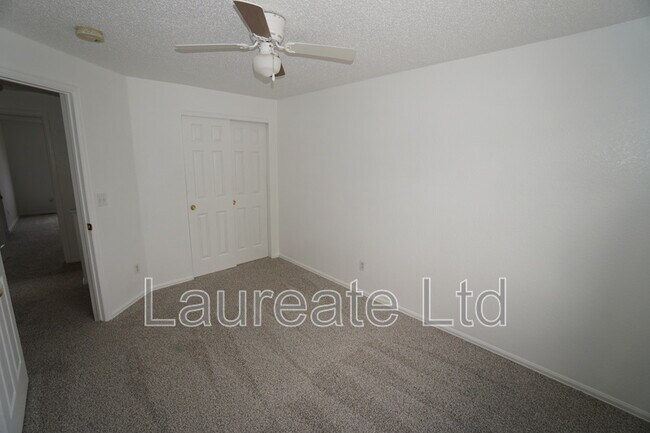 Building Photo - 2462 Kiowa Creek Dr