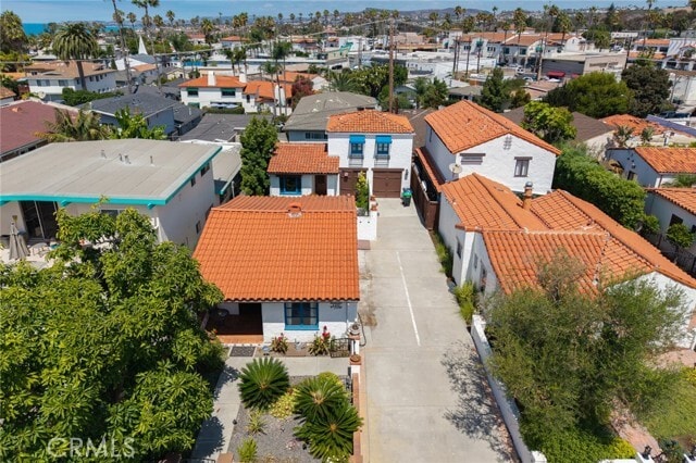 Building Photo - 140 Avenida Miramar