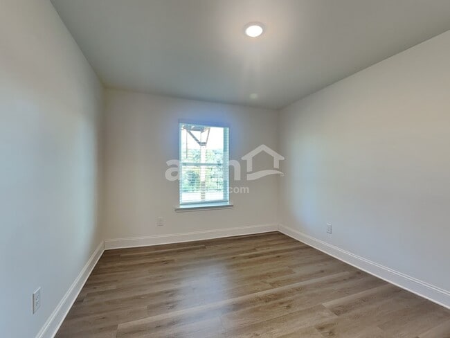Building Photo - 758 Alcovy Ml Pk