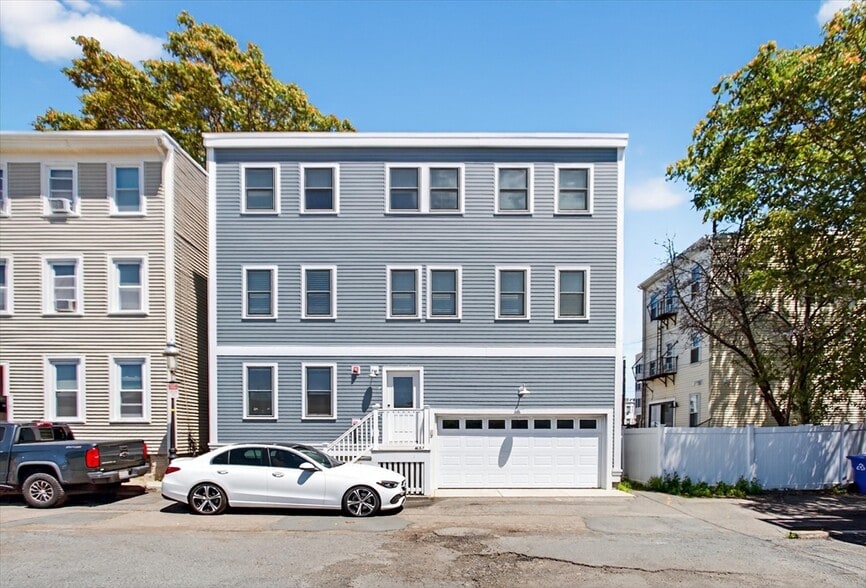 Building Photo - 7 Bell Ct