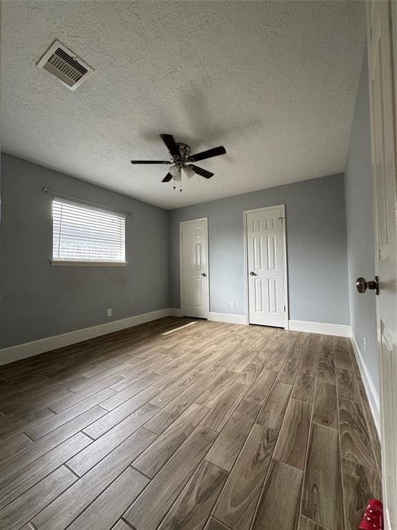 Building Photo - 7240 Kings Dr