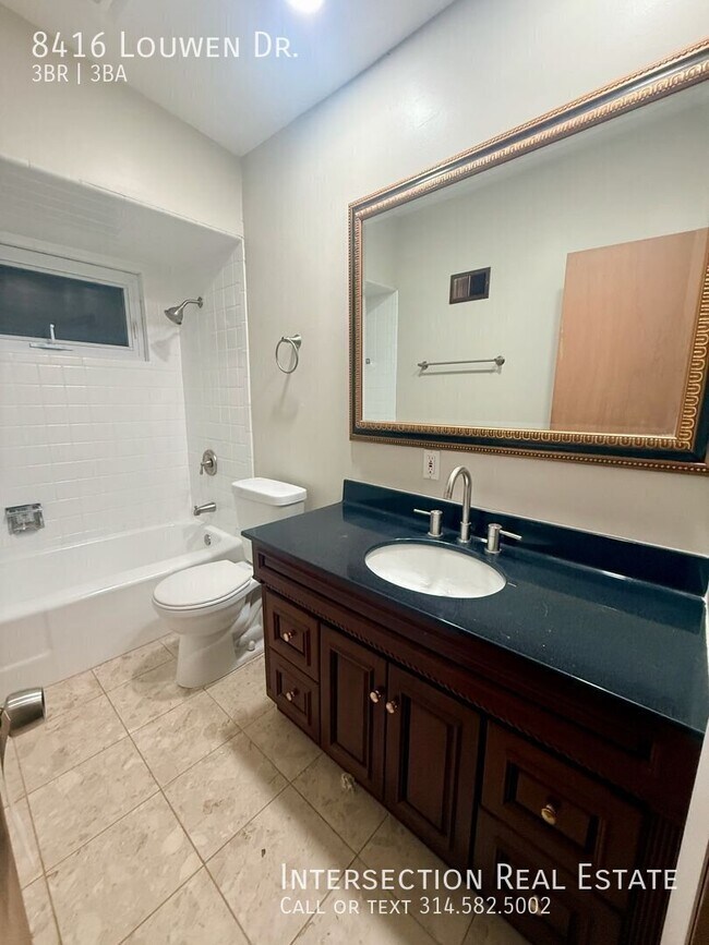Building Photo - 8416 Louwen Dr