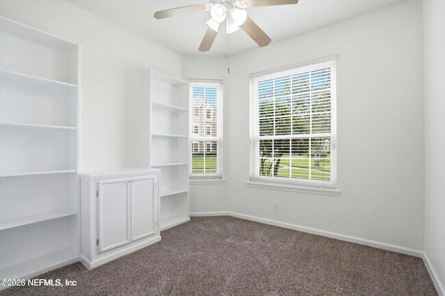 Building Photo - 7990 Baymeadows Rd E