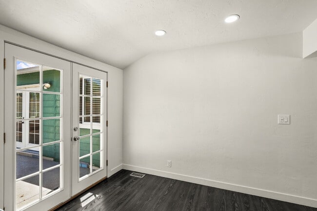 Building Photo - 510 Keene Dr