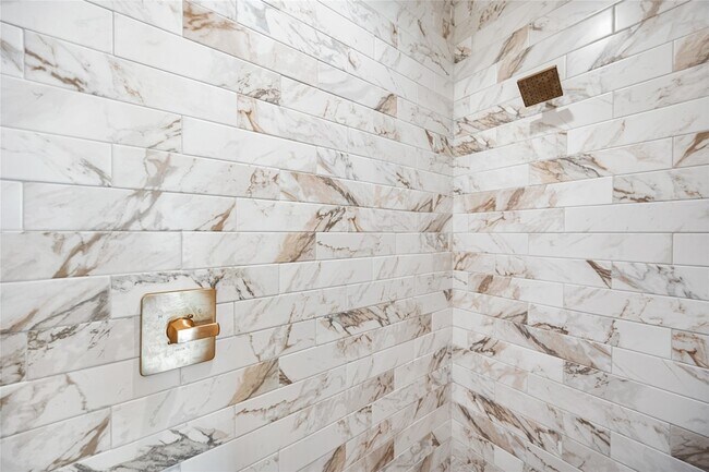 Building Photo - 18211 Polo Meadow Dr