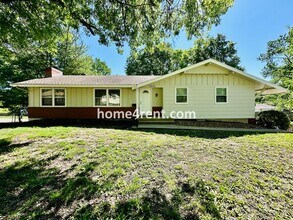 Building Photo - Like New, Ranch Style Home in Raytown - Wood Floors, Finished Basement, Fenced Yard!