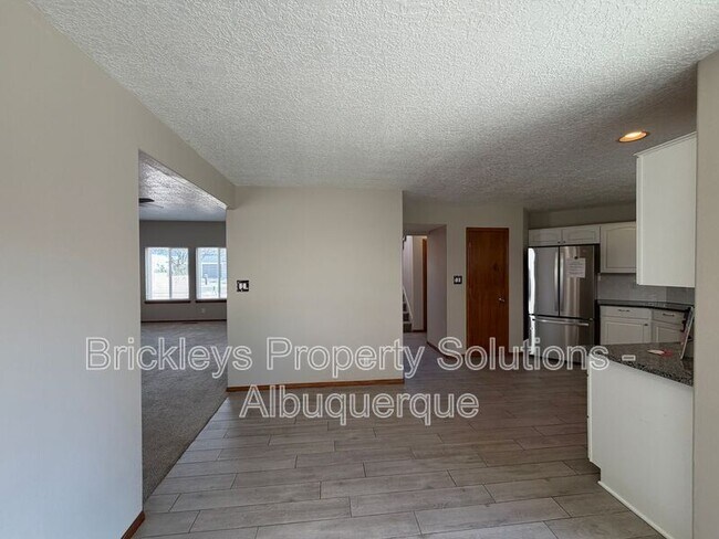 Building Photo - 10331 Dunbar St NW