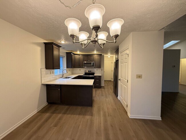 Building Photo - Stunning 3 Bed, 2 Bath Home near Riverside State Park! *SPECIAL: $1,000 OFF!*