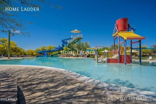 Building Photo - 2523 N Pecos Dr
