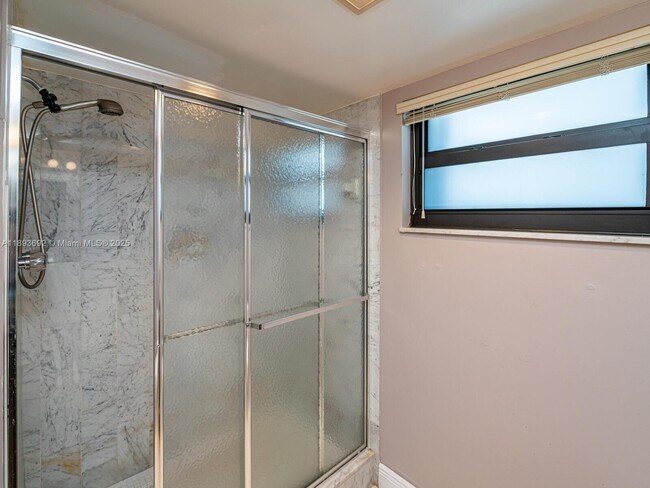 Building Photo - 2401 S Ocean Dr