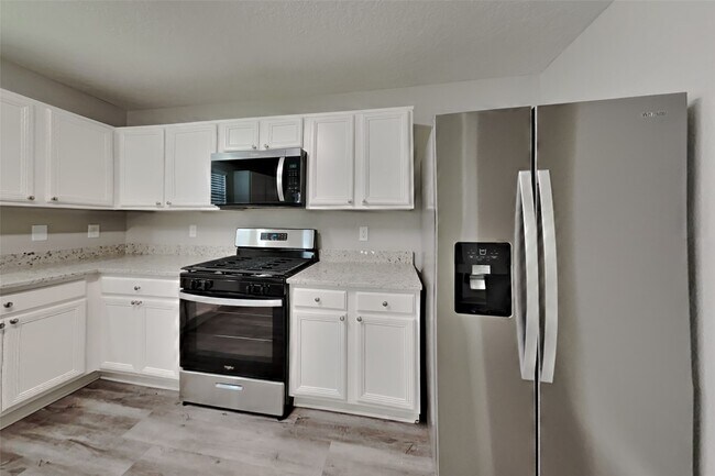 Building Photo - 7814 Pasture Spring Ln