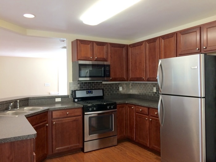 Building Photo - 3274 Saville St SW