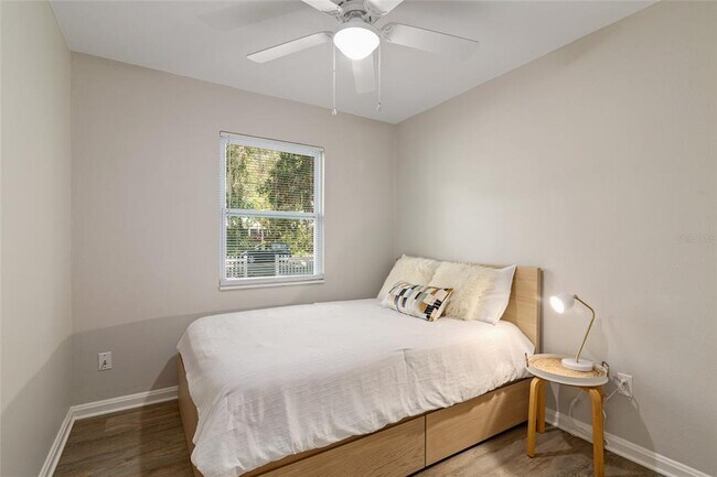 Building Photo - 1435 NW 7th Ave