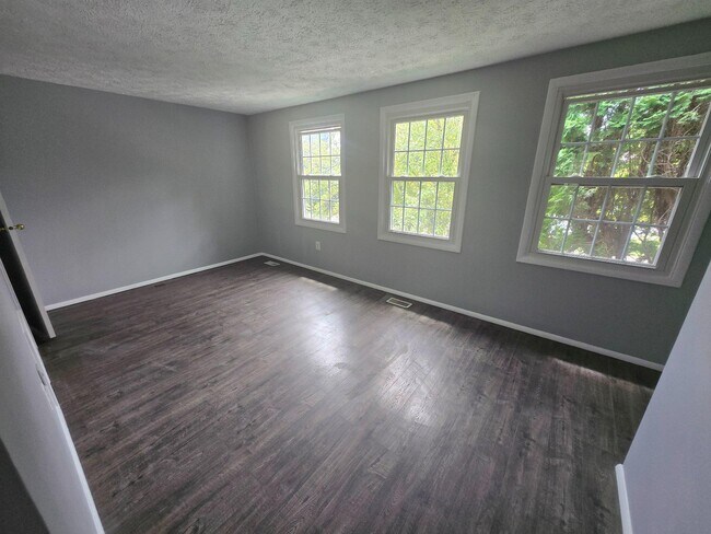 Building Photo - 20321 Greenriver Terrace