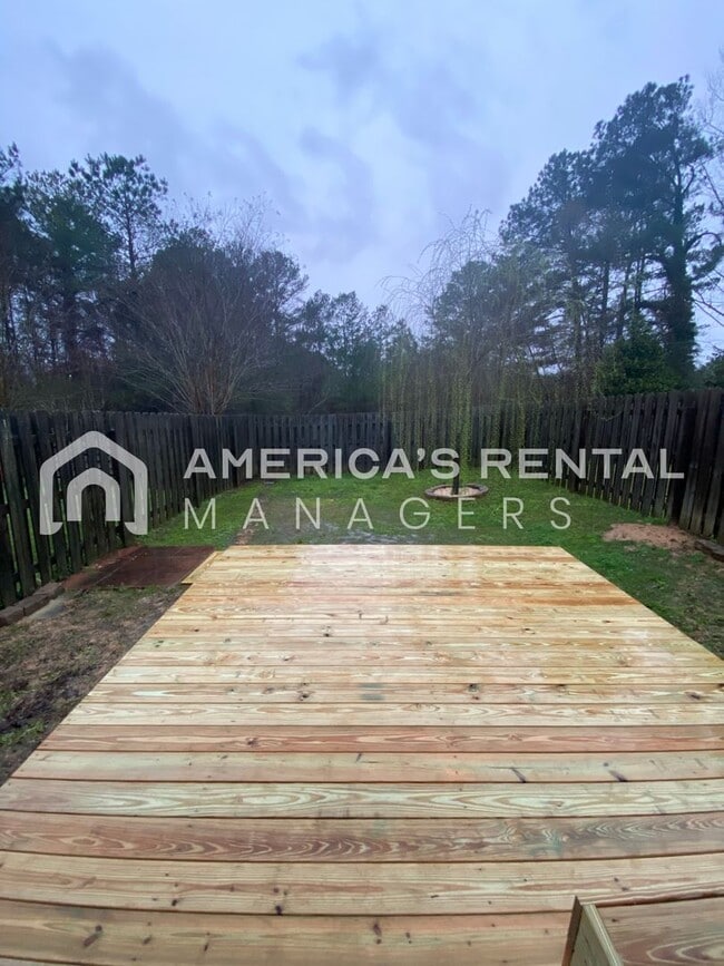 Building Photo - Townhome for rent in Pelham, AL! Available to View Now!