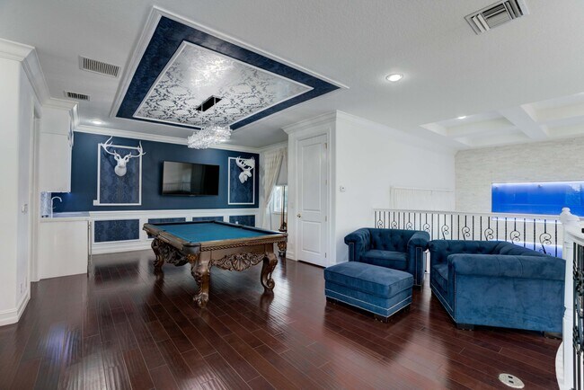 Building Photo - 131 Carmela Ct