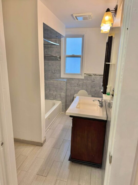 Bathroom - 383 Dakota St