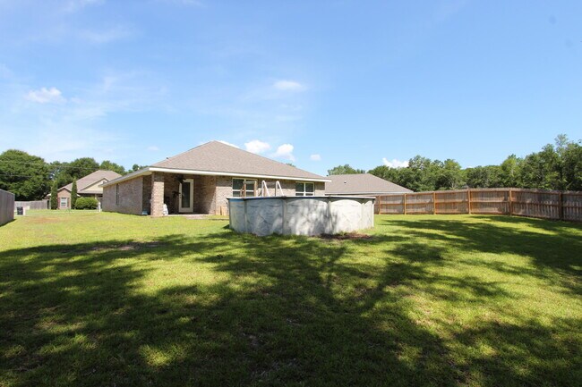 Building Photo - 5372 Wyndell Cir