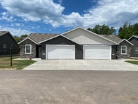 Building Photo - 3718 Doolittle Dr