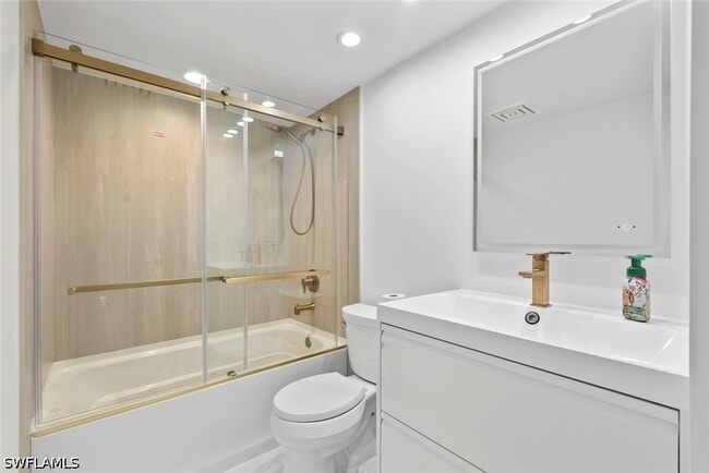 Building Photo - 879 Meadowland Dr