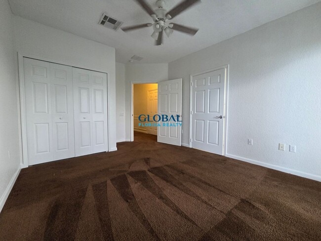 Building Photo - 3Bdrm Townhome -- Gated Community of Vista...