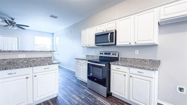 Building Photo - 1515 Creek Springs Dr