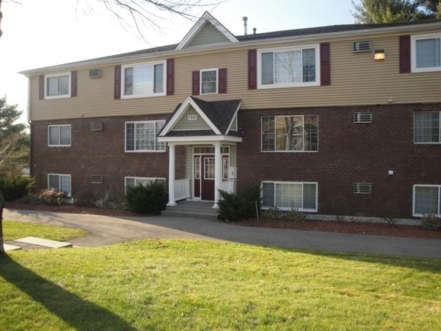 Building Photo - 3931 Brown Ave