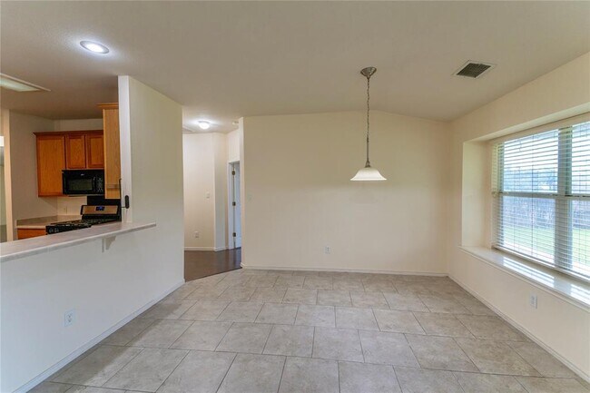 Building Photo - 1315 Lou Gehrig Ln