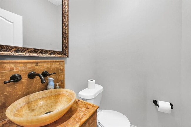 Building Photo - 3503 Highfalls Dr