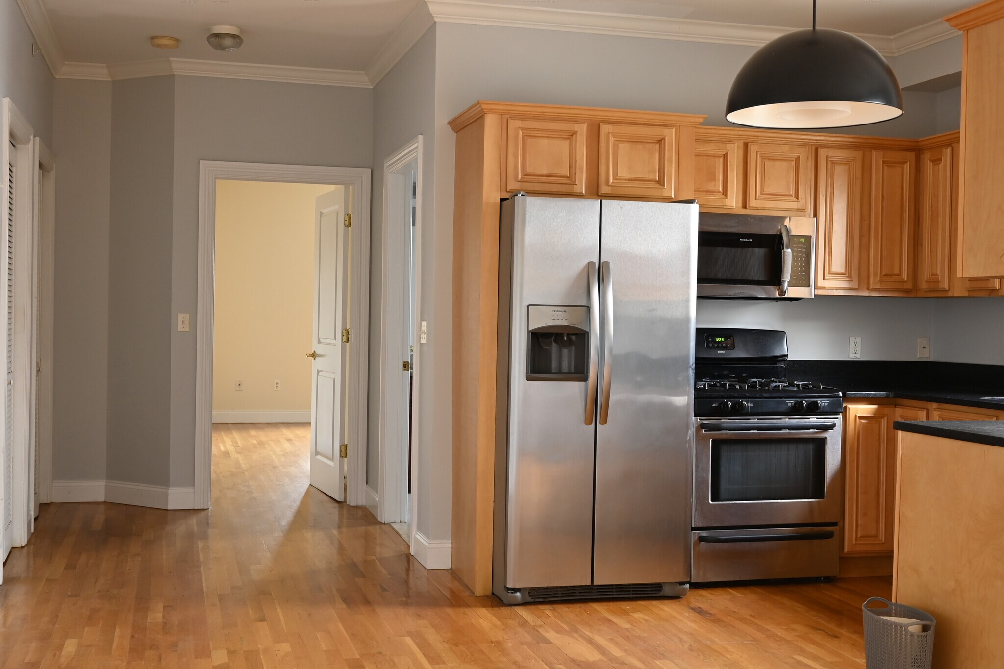 Kitchen + Bedroom - 301 68th St