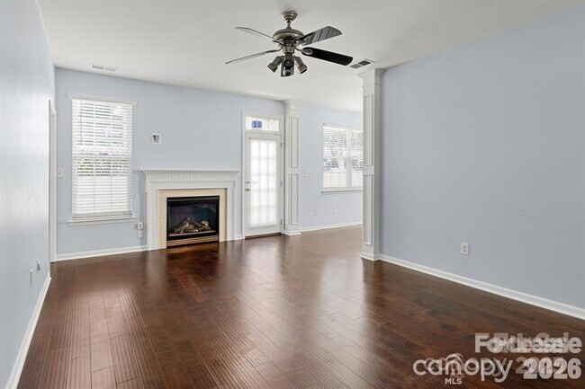 Building Photo - 6828 Ayrshire Glen Pl