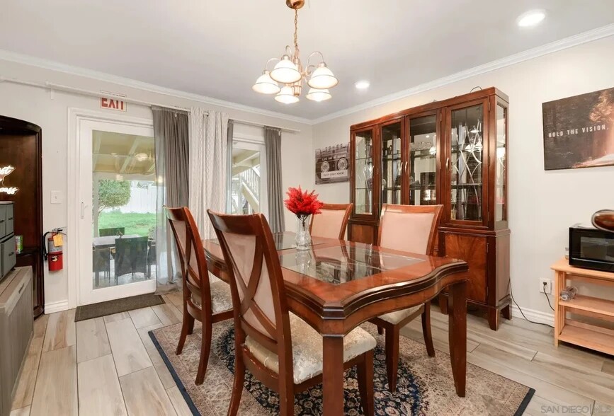 Building Photo - 4388 Bellflower Dr
