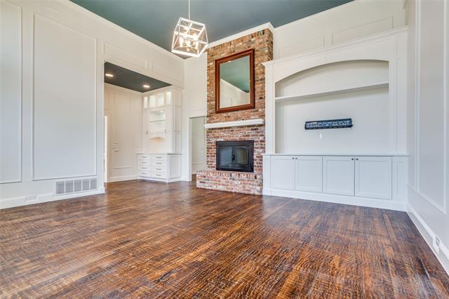 Building Photo - 2100 Brugge Ct