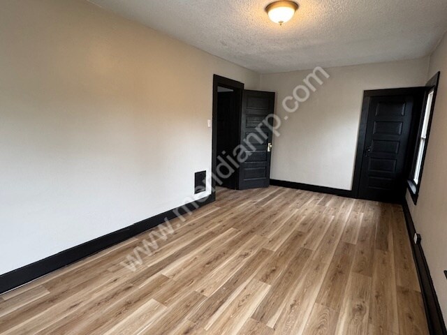 Building Photo - 625 2nd St