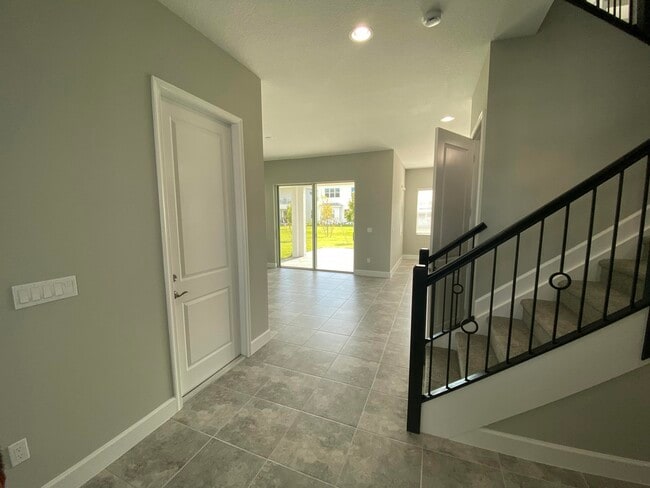 Building Photo - 5383 Pecan Dr