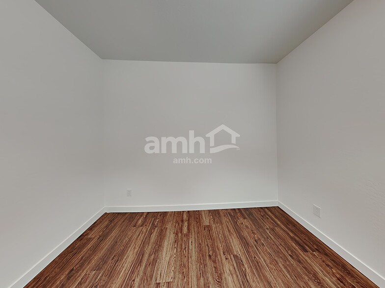 Building Photo - 10518 W Atlantis Wy