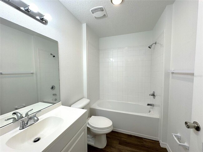 Building Photo - 8315 E Rosko Ct