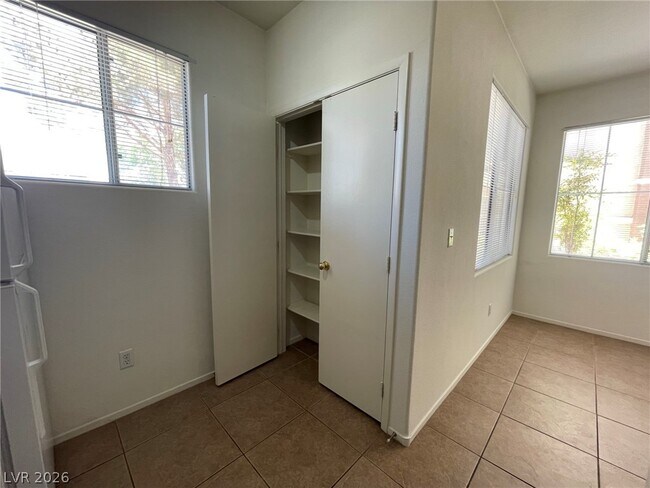 Building Photo - 9050 W Warm Springs Rd