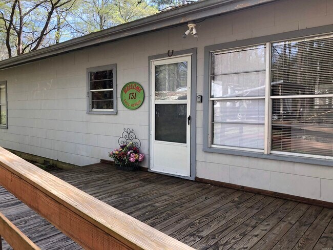 Building Photo - 131 Snug Harbor Cir