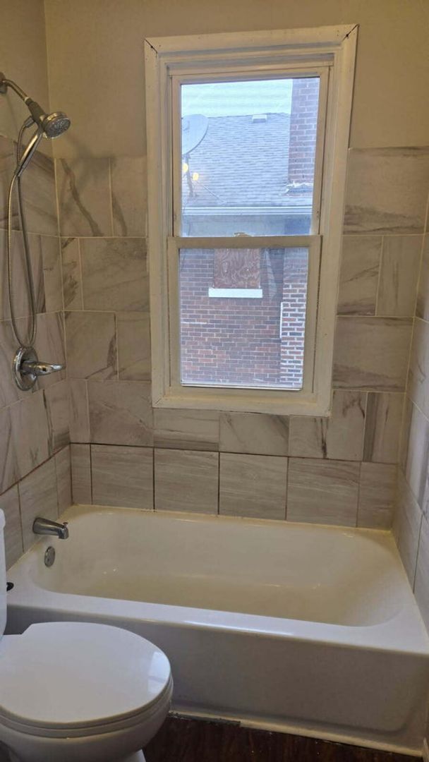 Building Photo - SCHEDULE YOUR APPOINTMENT TODAY & COME SEE...