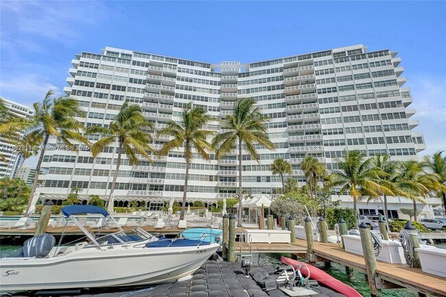 Building Photo - 20 Island Ave