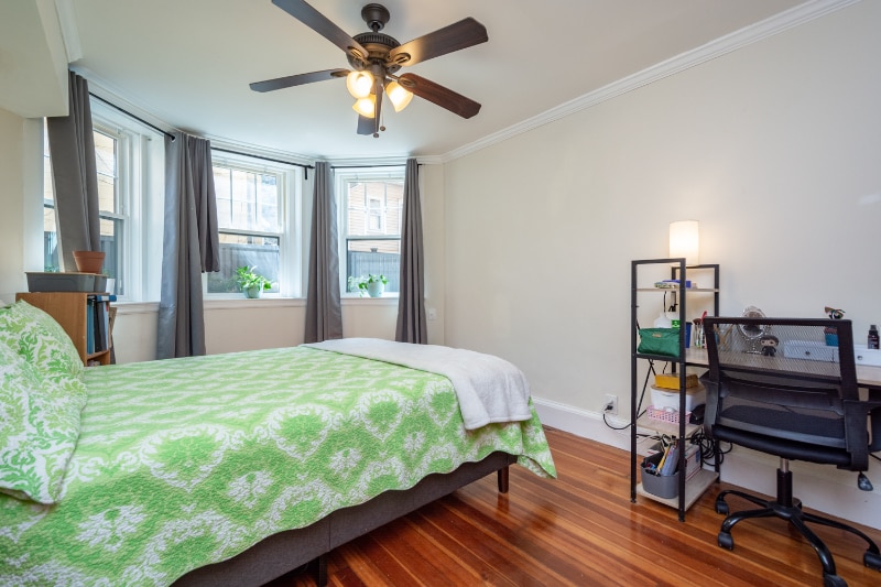 Building Photo - 7 Newport Rd