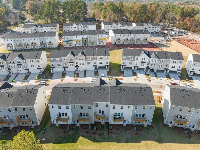 Building Photo - 3031 Castle Loch Ln