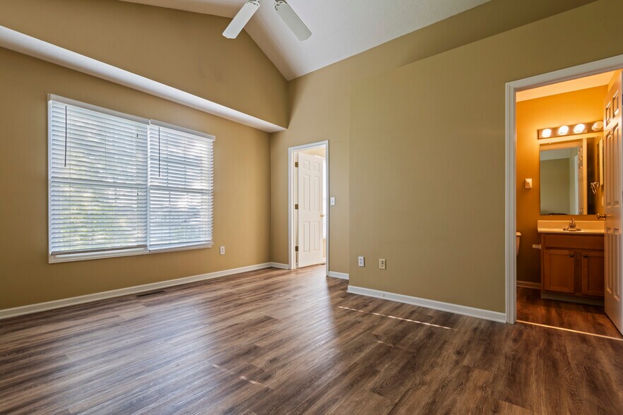 Building Photo - 429 Albion St