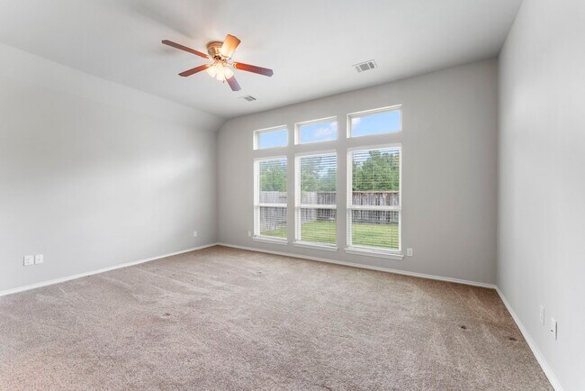 Building Photo - 156 Buckeye Dr