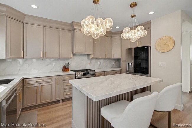 Building Photo - 314 S Laurel St